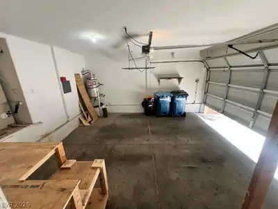 4761 Burgess Park Court Garage