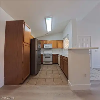5415 West Harmon Avenue 2166 Kitchen