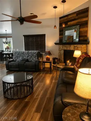451 Steven Living Room