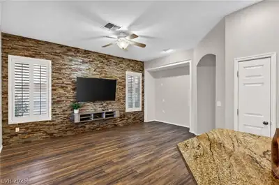 2154 Eagle Watch Drive Living Room