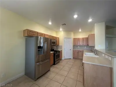 8841 BLUE WOLF Street Kitchen