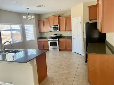 7874 Barntucket Avenue Kitchen