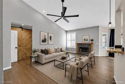 764 Charwood Circle Living Room