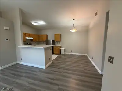 2053 Quarry Ridge Street 201 Dining Area