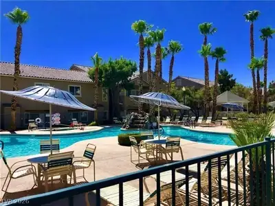 2053 Quarry Ridge Street 201 Pool