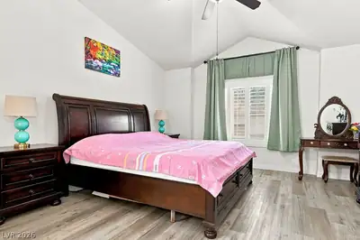 5248 Sunny Beach Lane Bedroom
