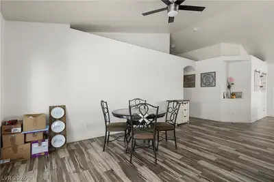 5438 Iberville Street Dining Area