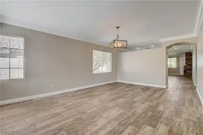 1720 Timber Cove Court Living Room