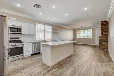 1720 Timber Cove Court Kitchen