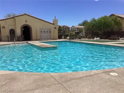 5425 Brazelton Street Pool