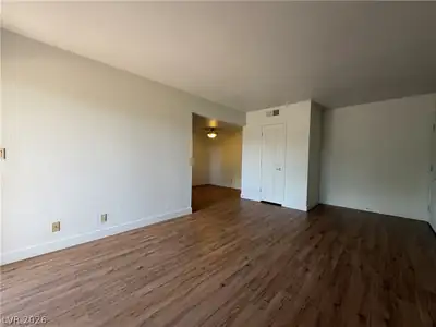 5098 River Glen Drive 215, Las Vegas, NV 89103 