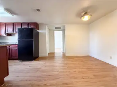 5098 River Glen Drive 215, Las Vegas, NV 89103 