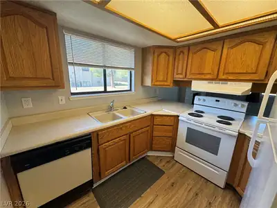1314 Capri Drive D Kitchen