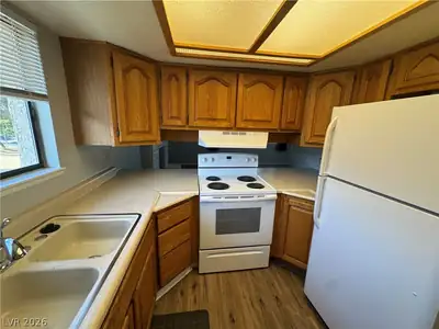 1314 Capri Drive D Kitchen