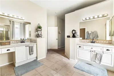 1580 Bamboo Bay Drive Primary Bathroom