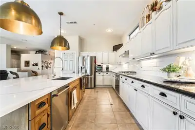 1580 Bamboo Bay Drive Kitchen