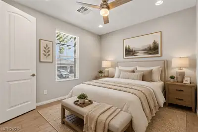 10125 Ferton Lake Avenue Bedroom