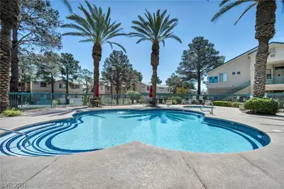 5155 West Tropicana Avenue 2100 Pool