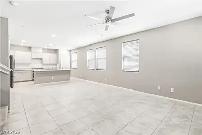 2834 Turnstone Ridge Street Living Room