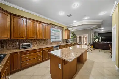 1448 Midnight Cowboy Court Kitchen