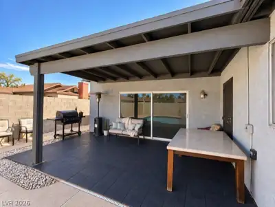 4490 Margarete Avenue Patio