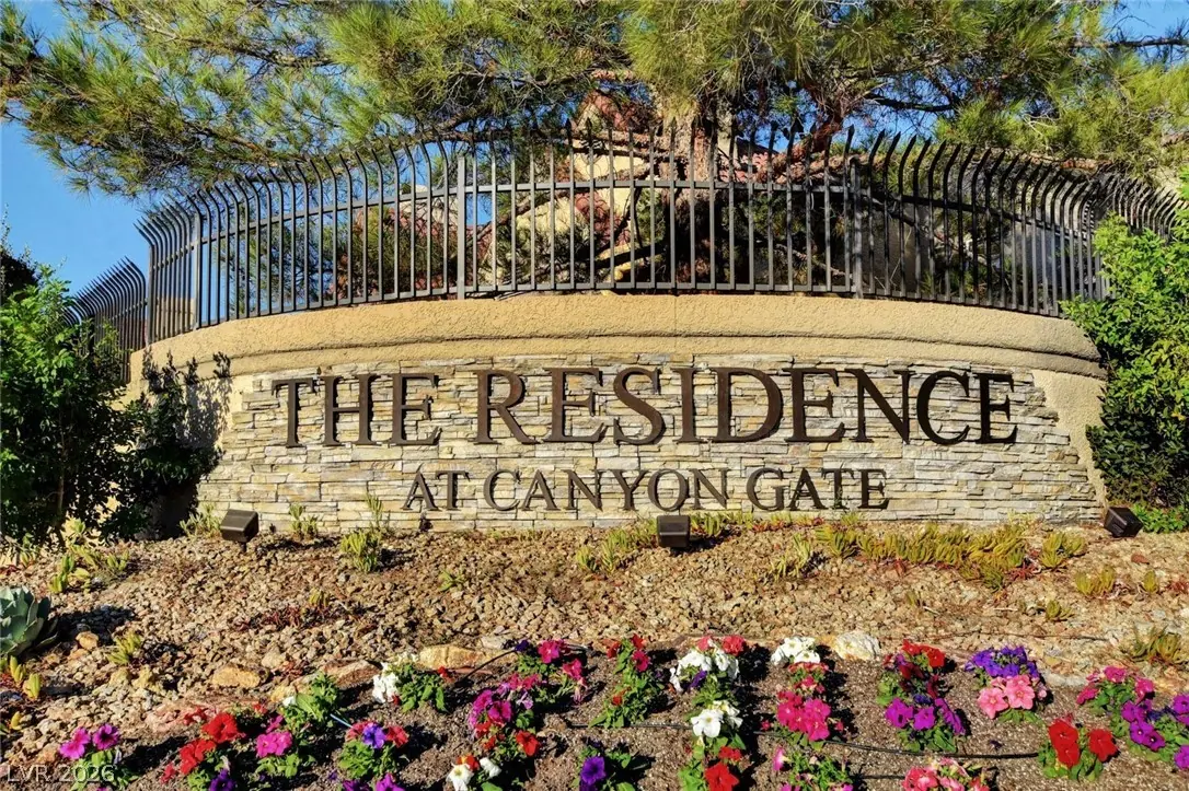 2200 South Fort Apache Road 2228
