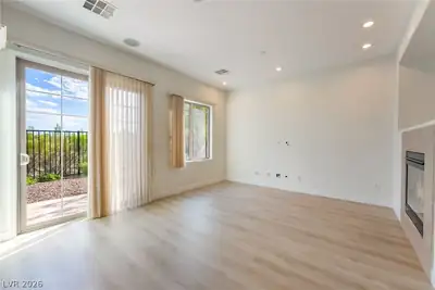 9157 Tudor Park Place Living Room