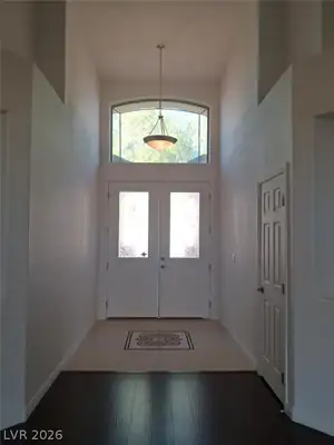 1381 Romanesca Drive Entrance Foyer