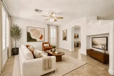 1424 Clipperton Avenue Living Room