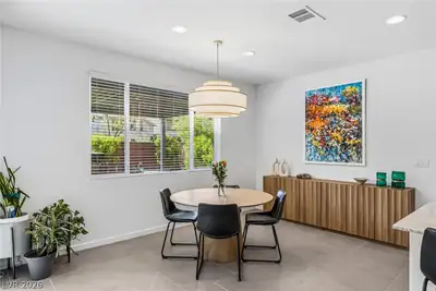 9761 Pyrite Mystery Avenue Dining Area