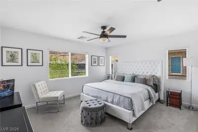 9761 Pyrite Mystery Avenue Bedroom
