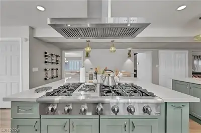 1400 Maria Elena Drive Kitchen