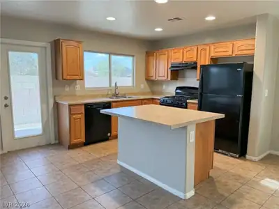 4446 Avery Park Avenue Kitchen