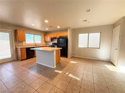4446 Avery Park Avenue Kitchen