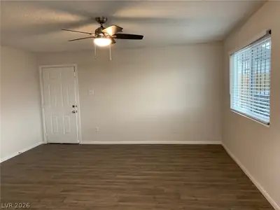 1304 Chestnut Street Living Room