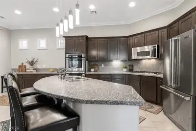 11262 Corsica Mist Avenue Kitchen