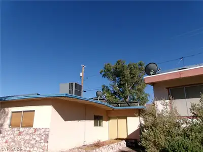 47 East Pacific Avenue Front of Structure