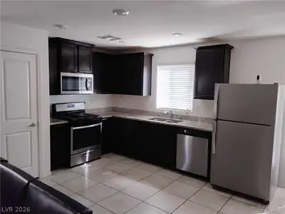 2468 Trumpet Creeper Street Kitchen