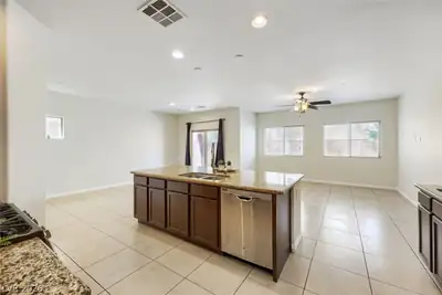 1116 Bobby Basin Avenue Kitchen