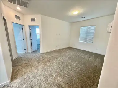 12413 Harbor Isle Avenue Bedroom
