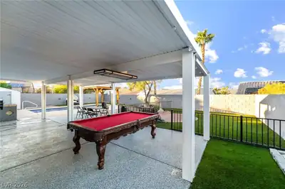 1036 Chaplet Court Patio