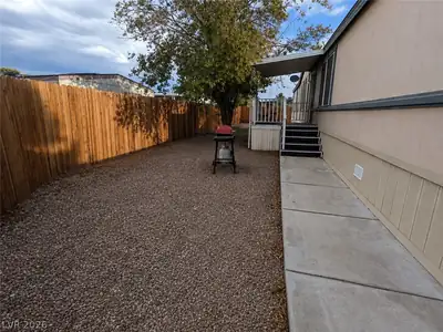 5431 Tahoe Drive Yard