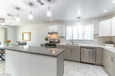 105 South Cimarron Road Kitchen