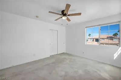 2707 Fan Palm Court Bedroom