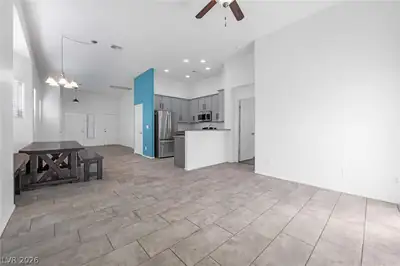 700 Bridgeford Court Living Room