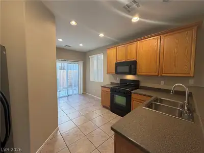 9754 BEACH ROSE Court, Las Vegas, NV 89148 Kitchen
