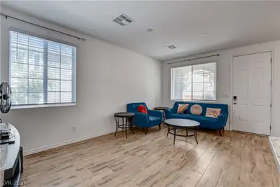 20 Barbara Lane 11 