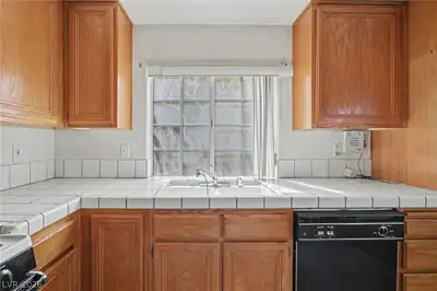 1674 Normandy Way NA Kitchen