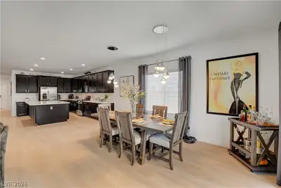 2772 Song Point Avenue Dining Area
