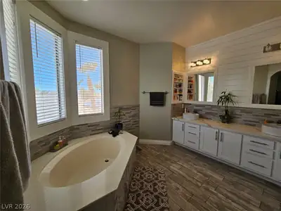 5991 Osprey Point Avenue Primary Bathroom